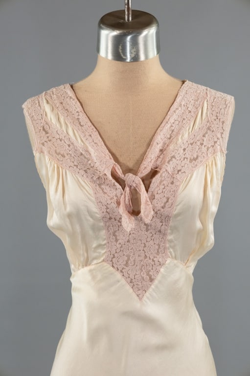 Vintage 1930s Pink Silk Satin Lace Slip Dress - 2