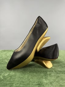 Vintage c. 1964 Beth Levine Gilt-Wood Kabuki Shoes