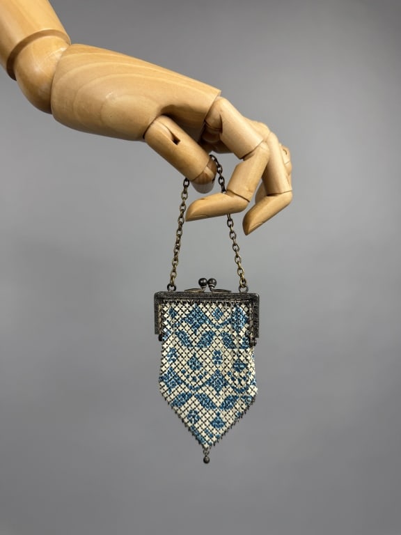 Antique Miniature Enameled Metal Mesh Bag Purse (1 of 6)
