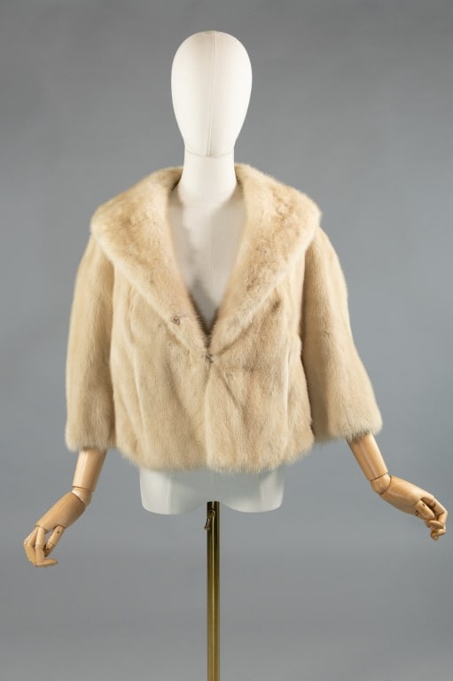 Vintage 1950s White Mink Fur Bolero Wrap Shawl (1 of 7)