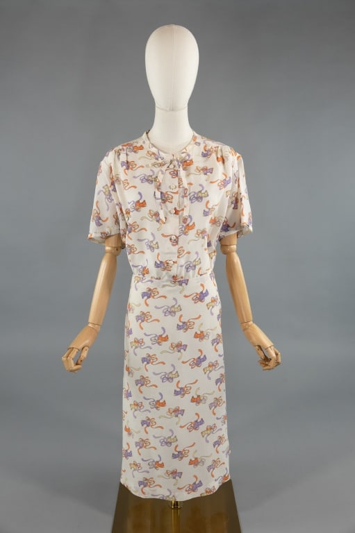 Vintage 1960s Bow & Lamb Print Shirt Dress (1 of 5)