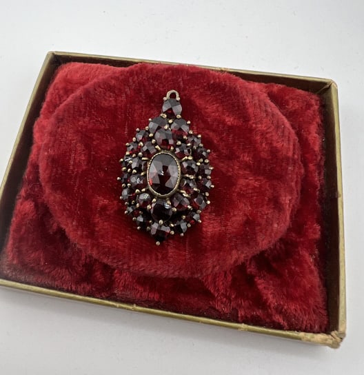 Antique C 1900 Bohemian Garnet Necklace Pendant (1 of 9)