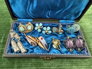 Collection of Vintage Assorted Clip On Earrings