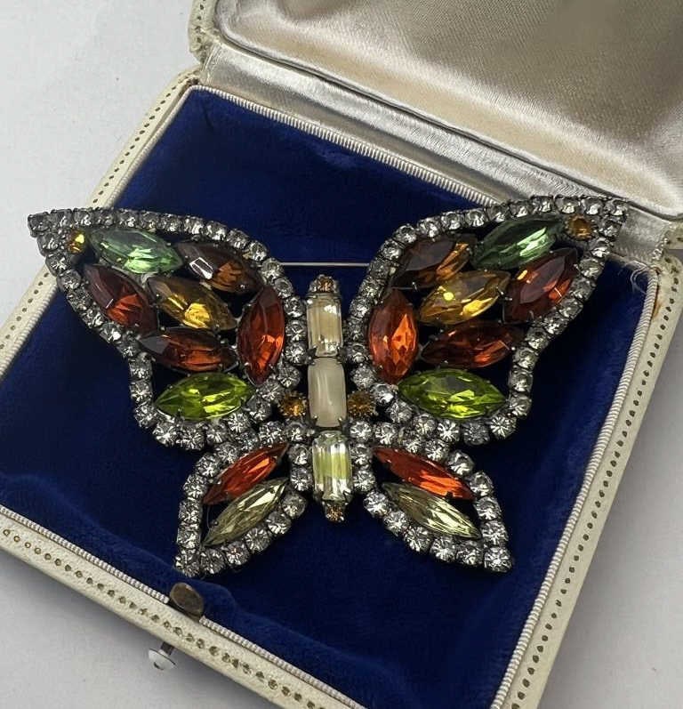 Vintage KJL Kenneth Jay Lane Butterfly Brooch (1 of 7)