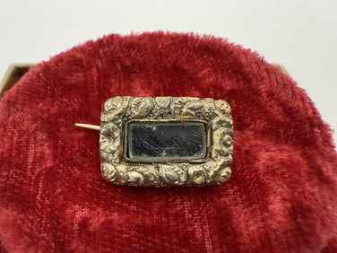 Antique 1826 10k Gold Hair Work Mourning Fichu Pin