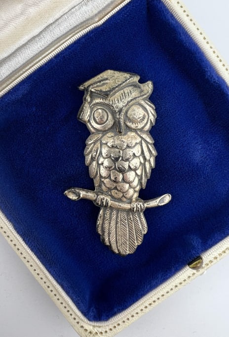 Vintage Sterling Silver Repousse Owl Brooch (1 of 8)