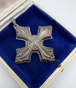 Vintage Sterling Silver Maltese Cross Pendant