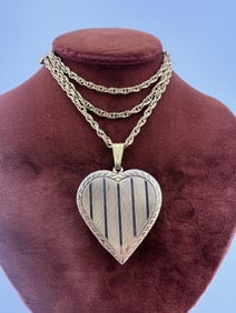 Vintage Gold Filled Heart Locket Pendant