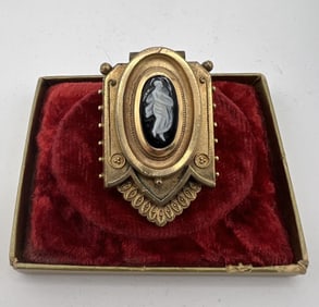 Antique 19th C Locket Brooch w Hardstone Cameo