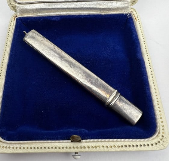 Antique Sterling Chatelaine Sewing Needle Case: Antique Sterling Chatelaine Sewing Needle Case. Hallmarked. Bail for chatelaine or chain. Measures just over 3.25 inches in length. This lot is part of a single owner collection of antique and vintage