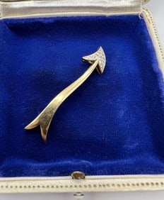 Vintage Costume Jewelry Panetta Arrow Brooch