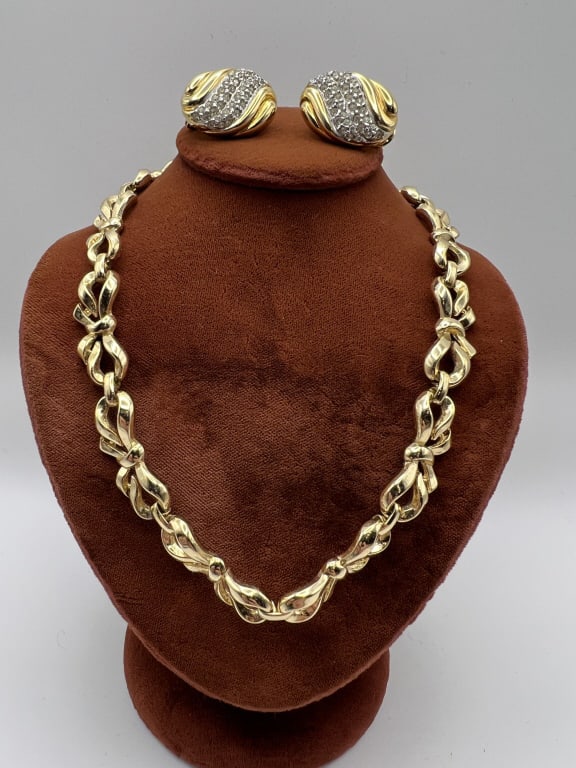 Vintage Costume Jewelry by Trifari & Monet (1 of 9)