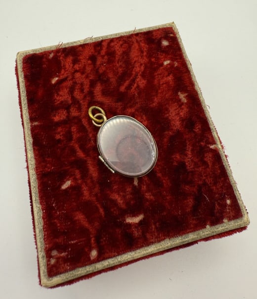 Antique Gold Filled Glass Locket Pendant Charm (1 of 5)