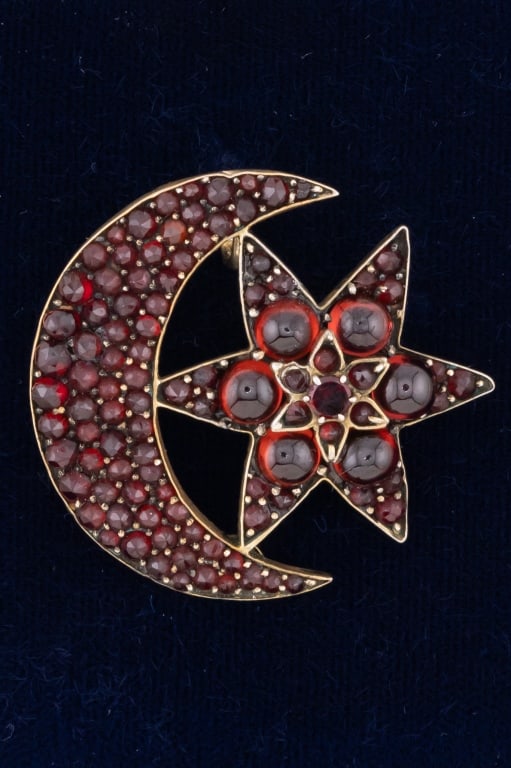 Antique 19th C Garnet Crescent Moon Star Pendant: Antique 19th C Garnet Crescent Moon Star Pendant. Wonderful example of a late 19th / early 20th century Bohemian garnet crescent moon and star necklace pendant. With both rose cut garnets and cabochon