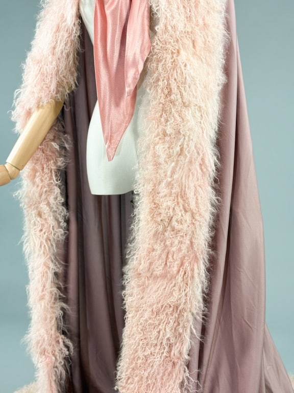 Vintage Lee Menichetti Mongolian Fur Jersey Cape - 3