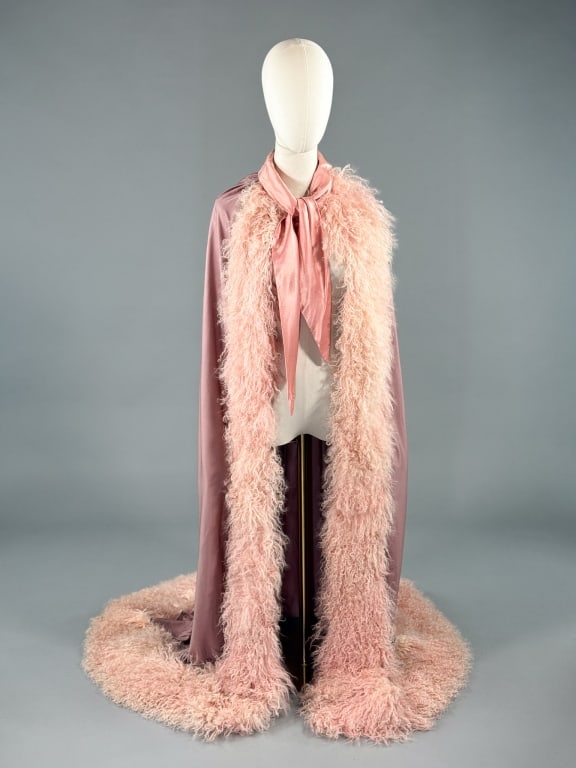 Vintage Lee Menichetti Mongolian Fur Jersey Cape - 5