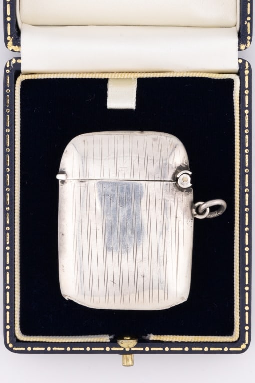 Antique English Sterling Silver Vesta Case Pendant (1 of 8)