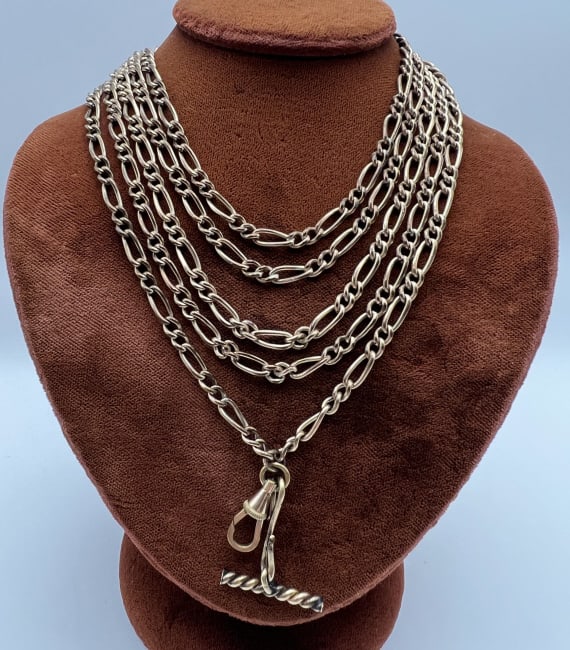 Antique 19th C Gold Fill Figaro Link Chain w Clip: Antique 19th C Yellow Gold Filled Figaro Link Necklace Chain / Watch Chain / Guard Chain w Dog Clip & T Bar. Measures approximately 56 inches in length.