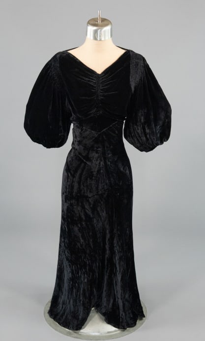 Vintage 1930s Black Silk Velvet Bias Cut Dress (1 of 7)
