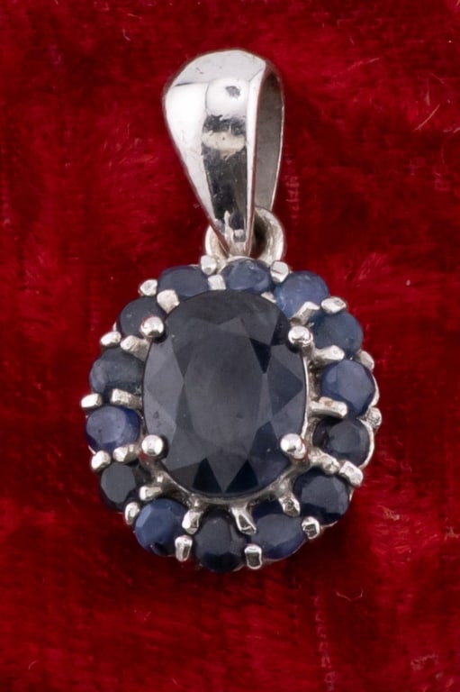 Sterling Silver Sapphire Cluster Necklace Pendant (1 of 5)