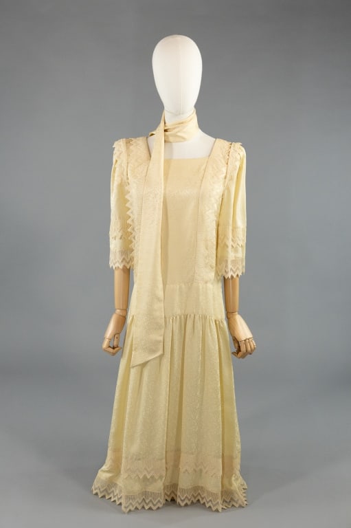 Vintage 1990s Nicole Miller Silk Drop Waist Dress: Vintage 1990s Nicole Miller Silk & Lace Drop Waist Dress having lace details throughout and no closures with removable belt for waist or neck. Marked size 8 - measuring 36 inch bust, 36 inch waist, 48