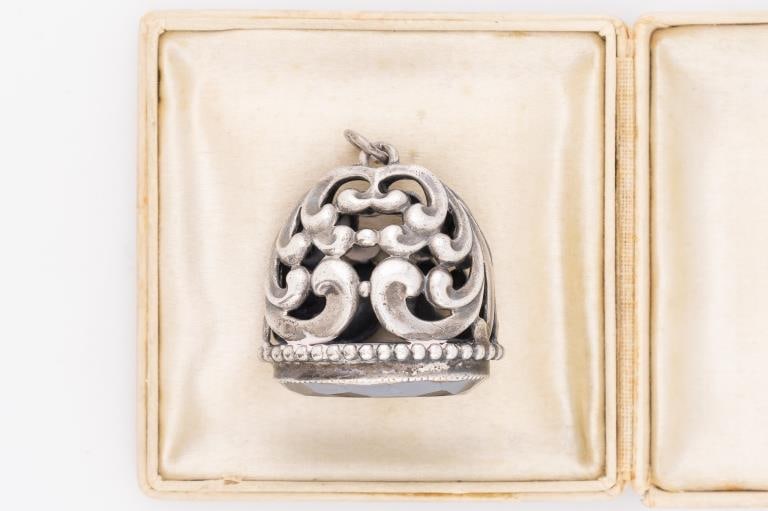 Vintage Sterling Silver Hematite Large Fob Pendant (1 of 8)