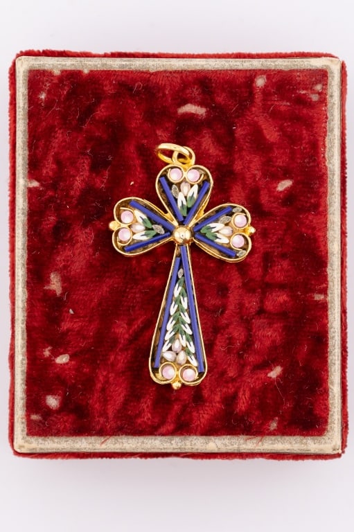 Vintage Italian Micro Mosaic Cross Pendant: Vintage Italian Micro Mosaic Cross Necklace Pendant. Measures 2 inches in length.
