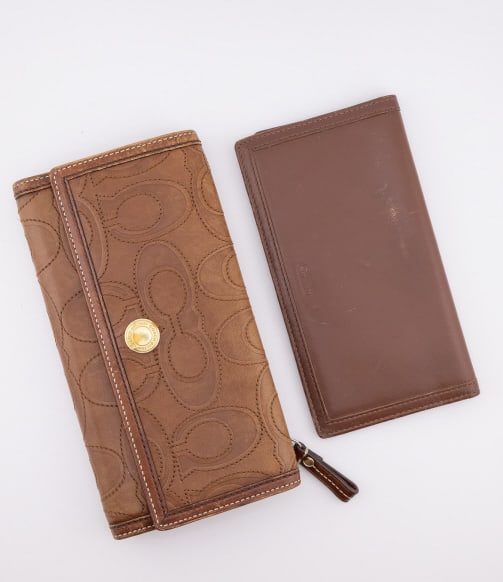 Vintage Coach Brown Embossed Leather Wallet (1 of 15)