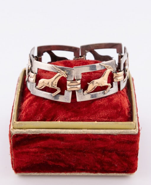 Estate Kreisler Art Deco Two Tone Panel Bracelet: Estate Kreisler Art Deco Two Tone Panel Bracelet. Silver and gold tone bracelet, signed KREISLER on the clasp. Measures 7 inches in length.