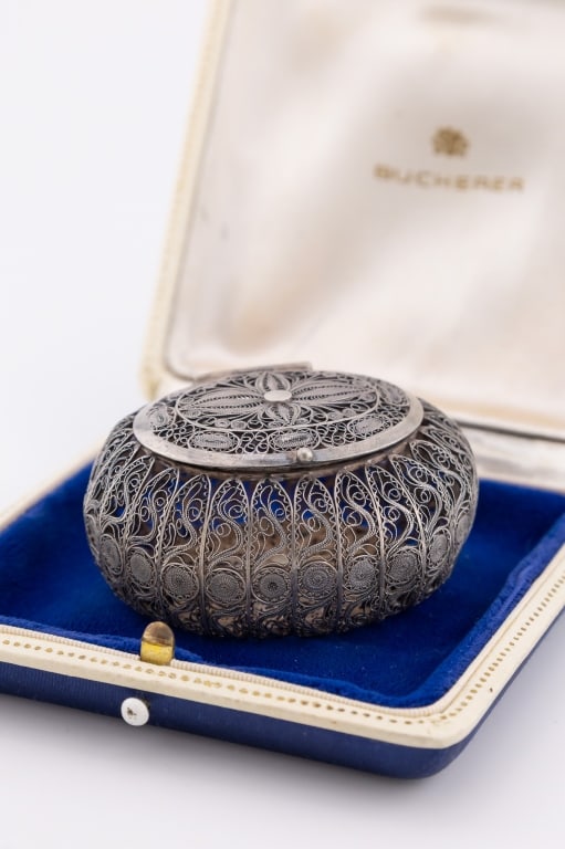 Antique Handmade Silver Filigree Wirework Box (1 of 8)