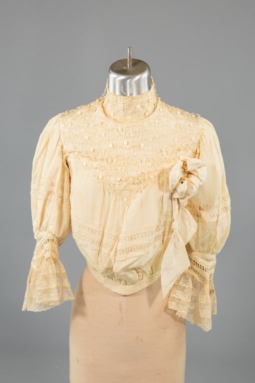 Antique Ivory Silk Floral Lace Wedding Bodice Top (1 of 16)