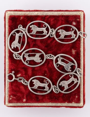 Vintage Sterling Assyrian Style Lion Bracelet (1 of 6)