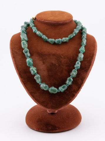 Estate Hand Knotted Green Jade Bead Necklace (1 of 11)