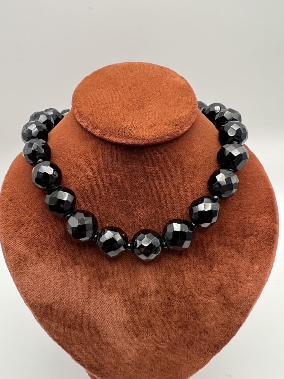 Vintage Costume Jewelry Miriam Haskell Jewelry 3 (1 of 5)