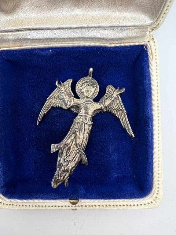 Vintage Sterling Silver Figural Angel Pendant: Vintage Sterling Silver Figural Angel Necklace Pendant. Hallmarked and signed on the back. Measures just over 2.5 inches in length.