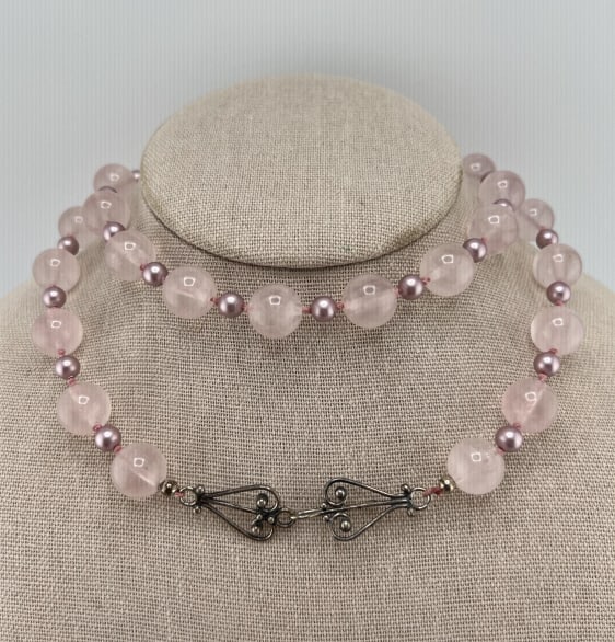 Rose Quartz & Cultured Tahitian Pearl Necklace: Estate Rose Quartz & Cultured Tahitian Pearl Necklace Strand. Hand knotted on silk thread with large approximately 12 mm rose quartz beads, cultured silver tone Tahitian pearls and ornate sterling sil