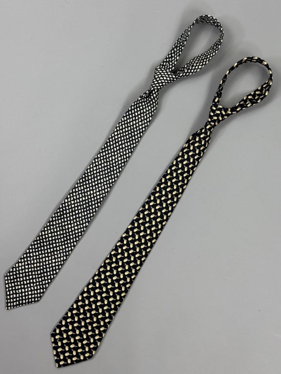 Two Vintage Hermes Paris French Silk Neck Ties: Two Vintage Hermes Paris French Silk Neck Ties. Both marked 100% silk. Longer measuring approximately 60 inches long.