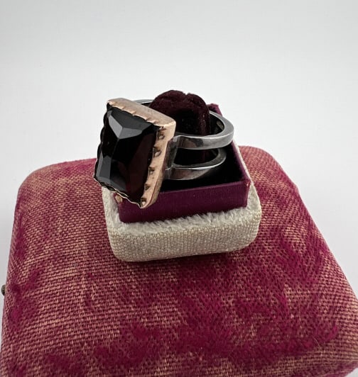 Estate 14kt Gold & Sterling Silver Garnet Ring: Estate 14kt Gold & Sterling Silver Garnet Ring. Hallmarked for sterling and 14k as well as two other small hallmarks / stamps. Ring size 8 approximately