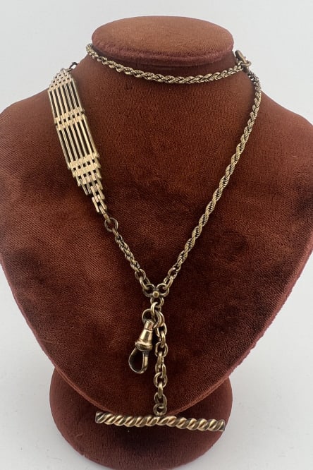 Antique 19th C Watch Chain Necklace w Dog Clip: Antique 19th C Watch Chain Necklace w Dog Clip. Set with a dog clip for charms / pendant, T bar and a spring ring. Measures just over 18 inches in length, plus the drop with dog clip and T bar.