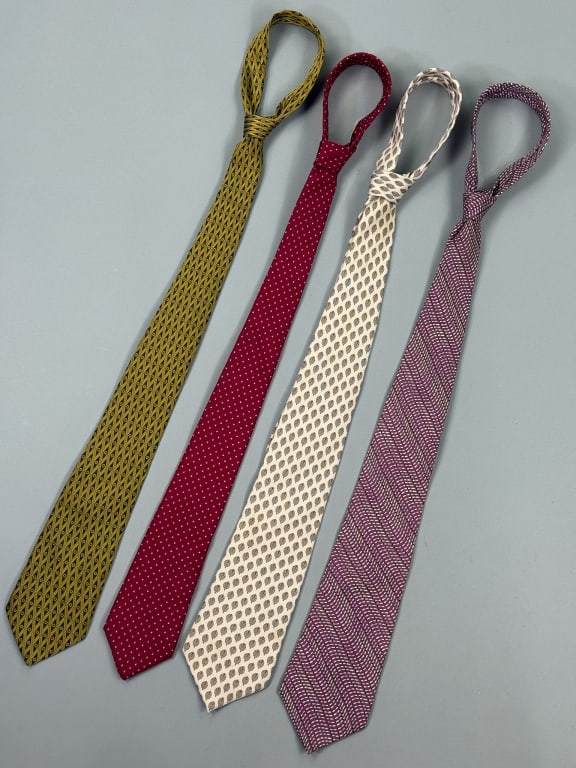 Collection Four Vintage Designer Silk Neck Ties (1 of 11)