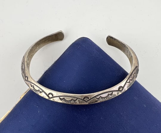 Native American Leonard Paquin Sterling Bracelet (1 of 7)