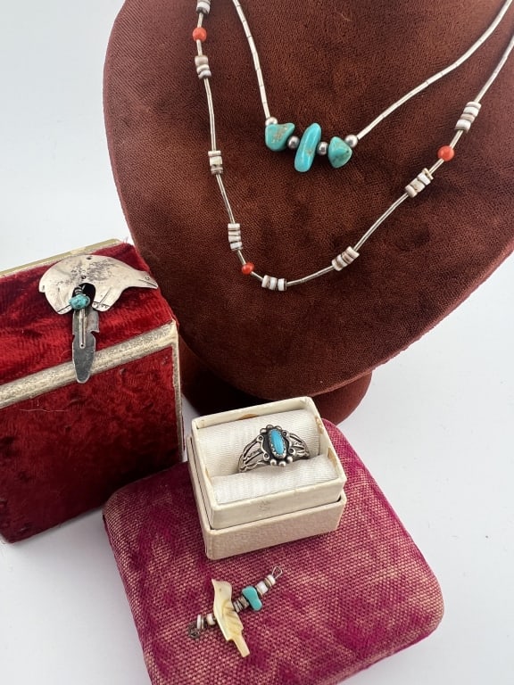 Collection Vintage Native American Silver Jewelry (1 of 8)