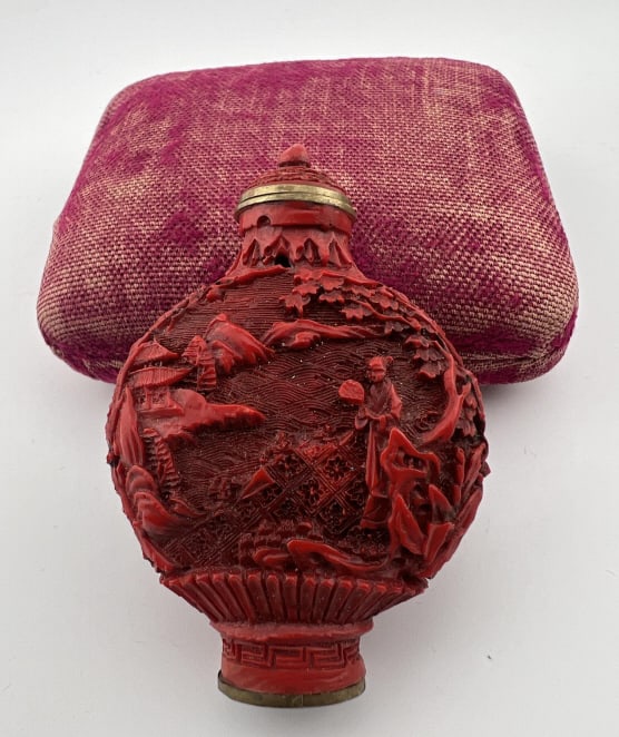 Signed Chinese Carved Red Cinnabar Snuff Bottle (1 of 6)