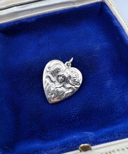 Art Nouveau Sterling Silver Puffy Heart Pendant (1 of 5)