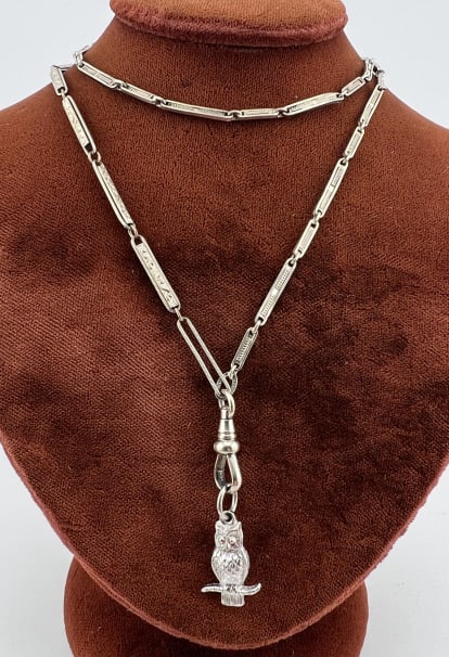 Antique Gold Filled Necklace Chain w Owl Charm: Antique White Gold Filled Necklace Chain w Sterling Silver Owl Charm. Chain is set with two dog clips and a spring ring with ornate link design. Owl is hallmarked. Chain measures nearly 20 inches in l