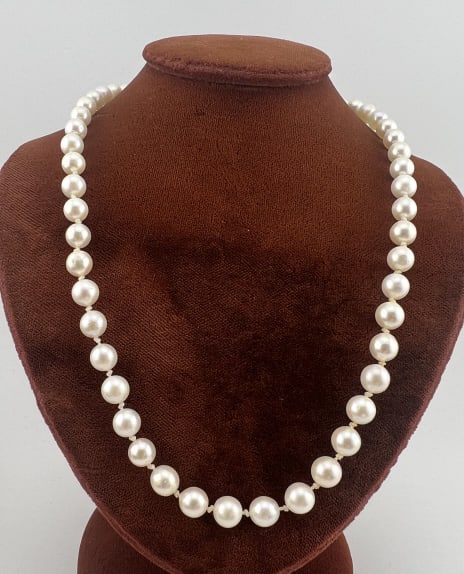 Estate 14kt Gold & Cultured Pearl Necklace Strand (1 of 8)