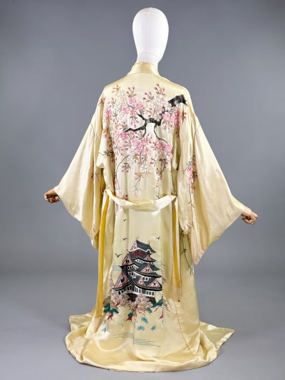 Vintage 1950s Japanese Silk Kimono Robe Jacket (1 of 15)