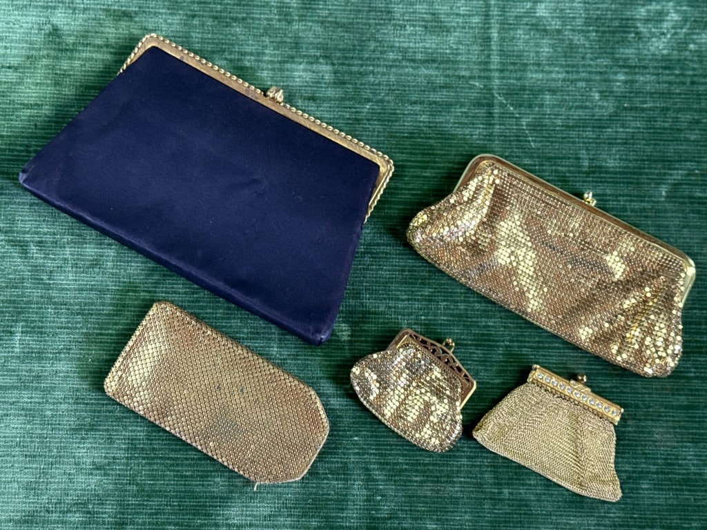 Vintage 1950s Collection Mesh Metal Bags & Clutch (1 of 9)