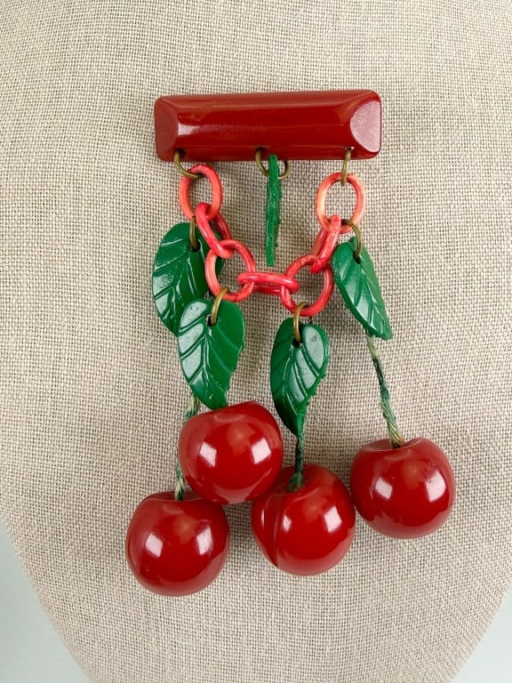Vintage 1940s Bakelite Celluloid Cherry Pin Brooch (1 of 8)