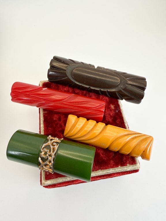 Collection Vintage 1940s Bakelite Carved Bar Pins (1 of 9)